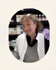Laetitia, pharmacienne